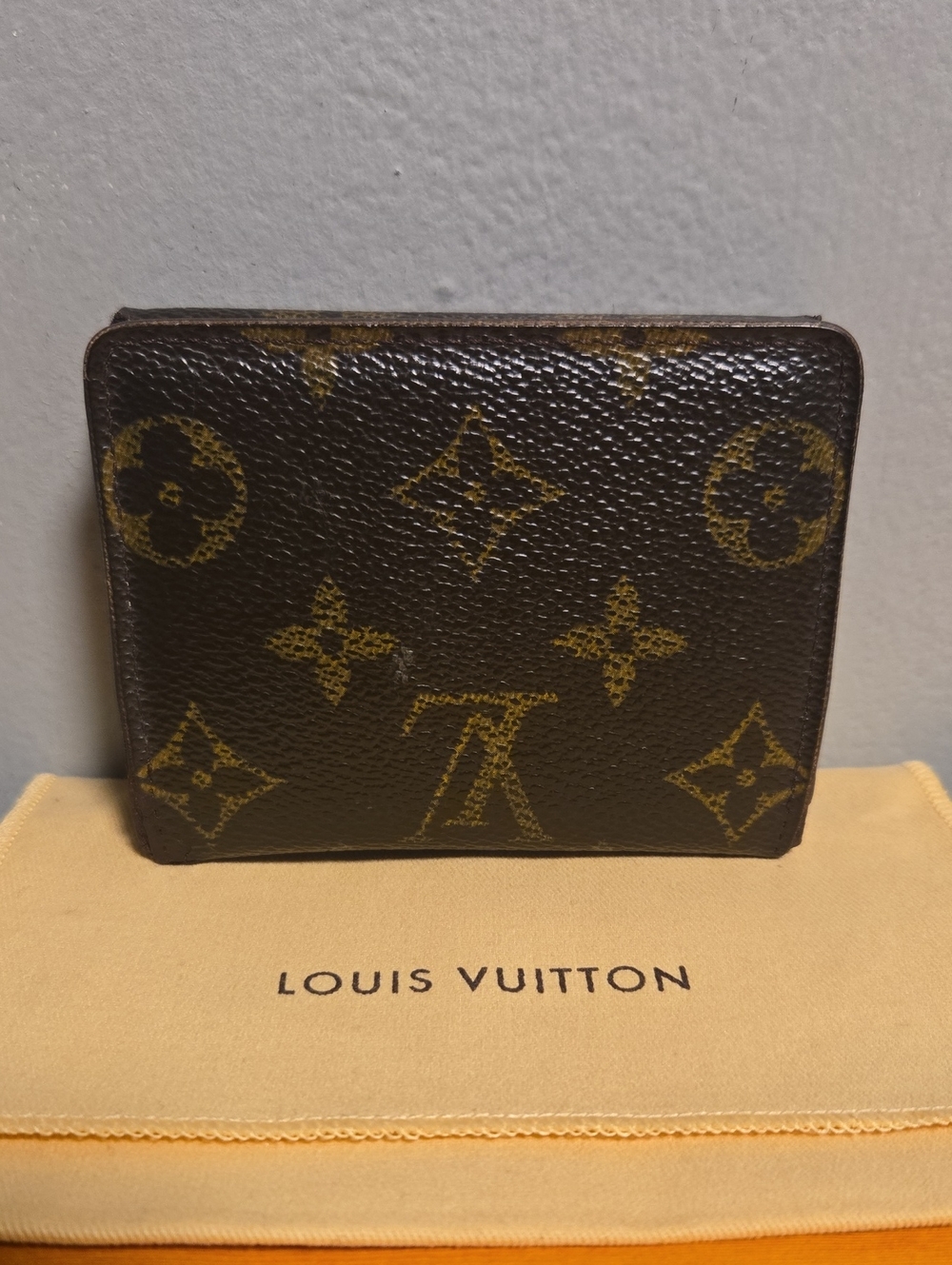 Louis Vuitton Monogram Compact Wallet - Picture 9 of 9